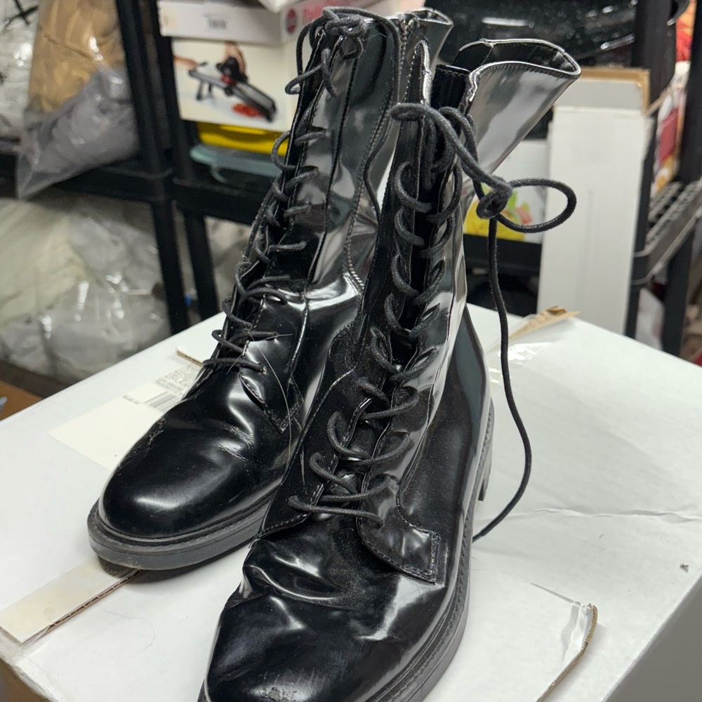 100% Patent Leather upper Black Lace-Up Women's Boots